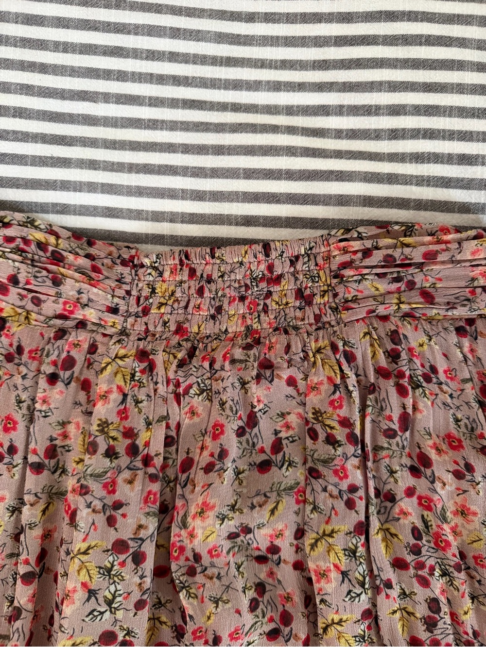 Bloomingdale’s ba&sh Pink Floral Tiered Midi Skirt size MEDIUM - Picture 9 of 11